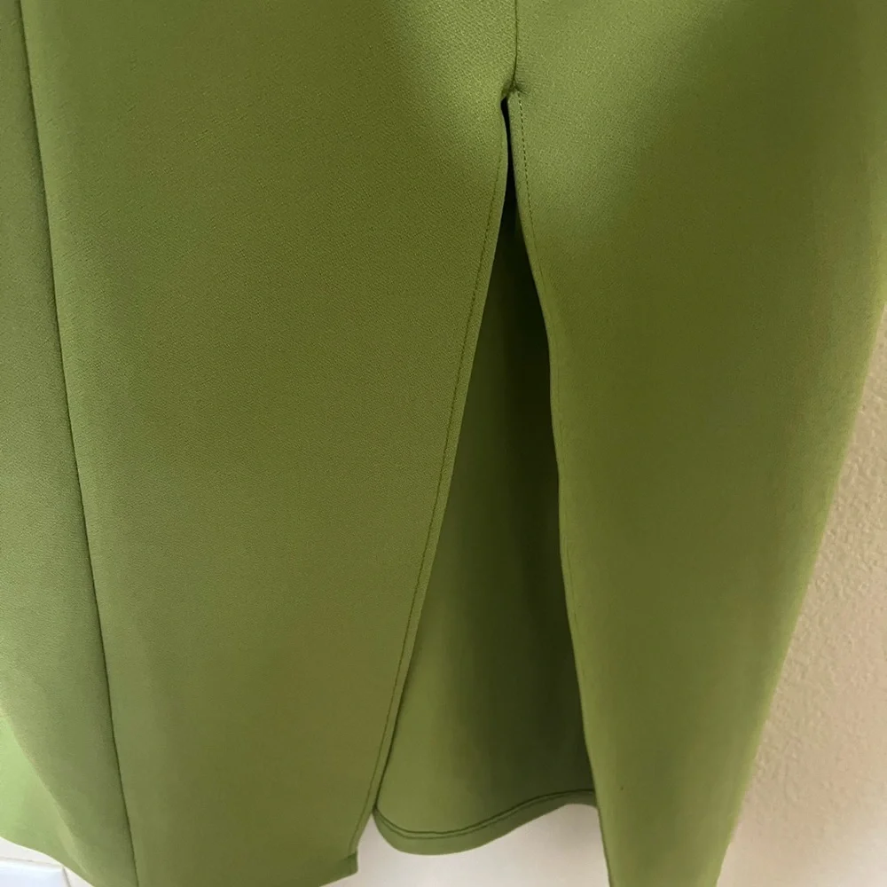 Abercrombie & Fitch chic green